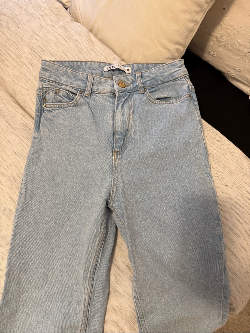 Zara Light Blue High-Waist Women's Jeans